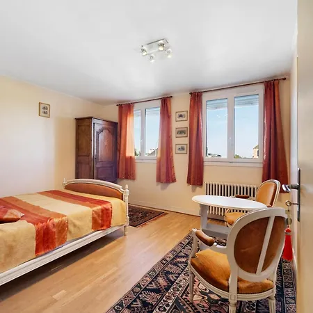 Bed & Breakfast Chez Nathalie Et Guillaume Granville