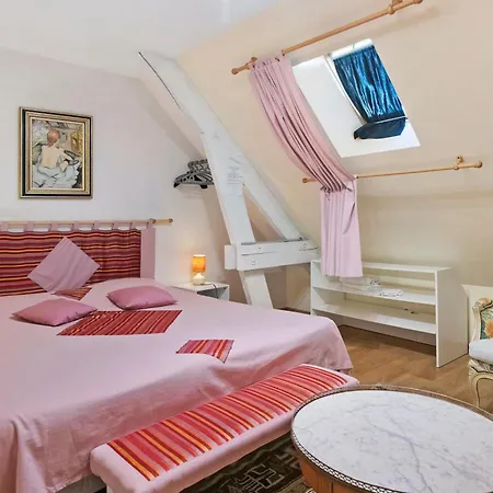 Bed & Breakfast Chez Nathalie Et Guillaume 3*