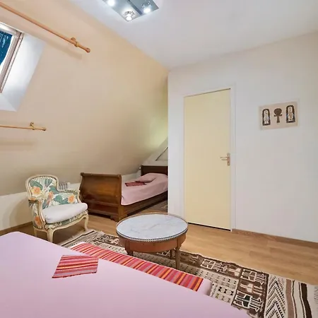 Bed & Breakfast Chez Nathalie Et Guillaume Granville